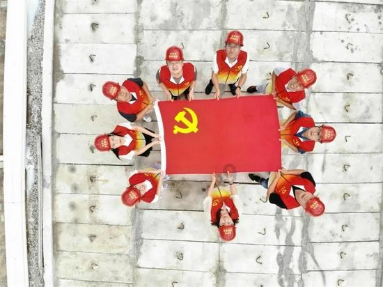 畅谈我想知道,这附图片是哪个动漫里的女主?热点话题!